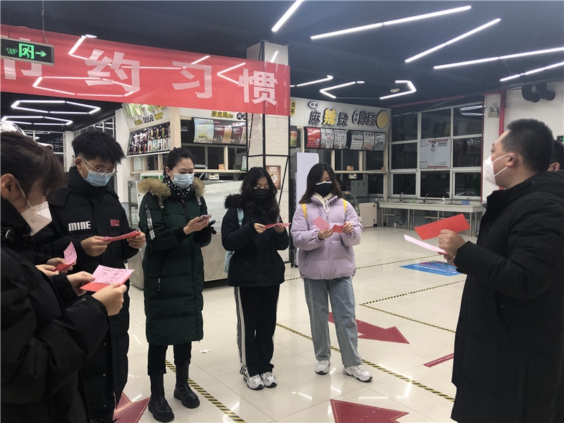 领取餐包.jpg