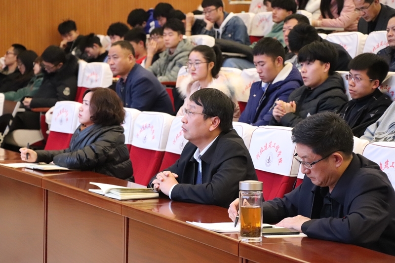 【主题教育】张家口市消防救援支队党委书记刘志强来校做专题报告3.jpg