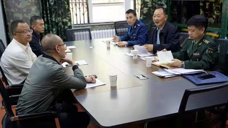 张家口市国教办、张家口军分区动员处一行来校调研大学生征兵工作.jpg